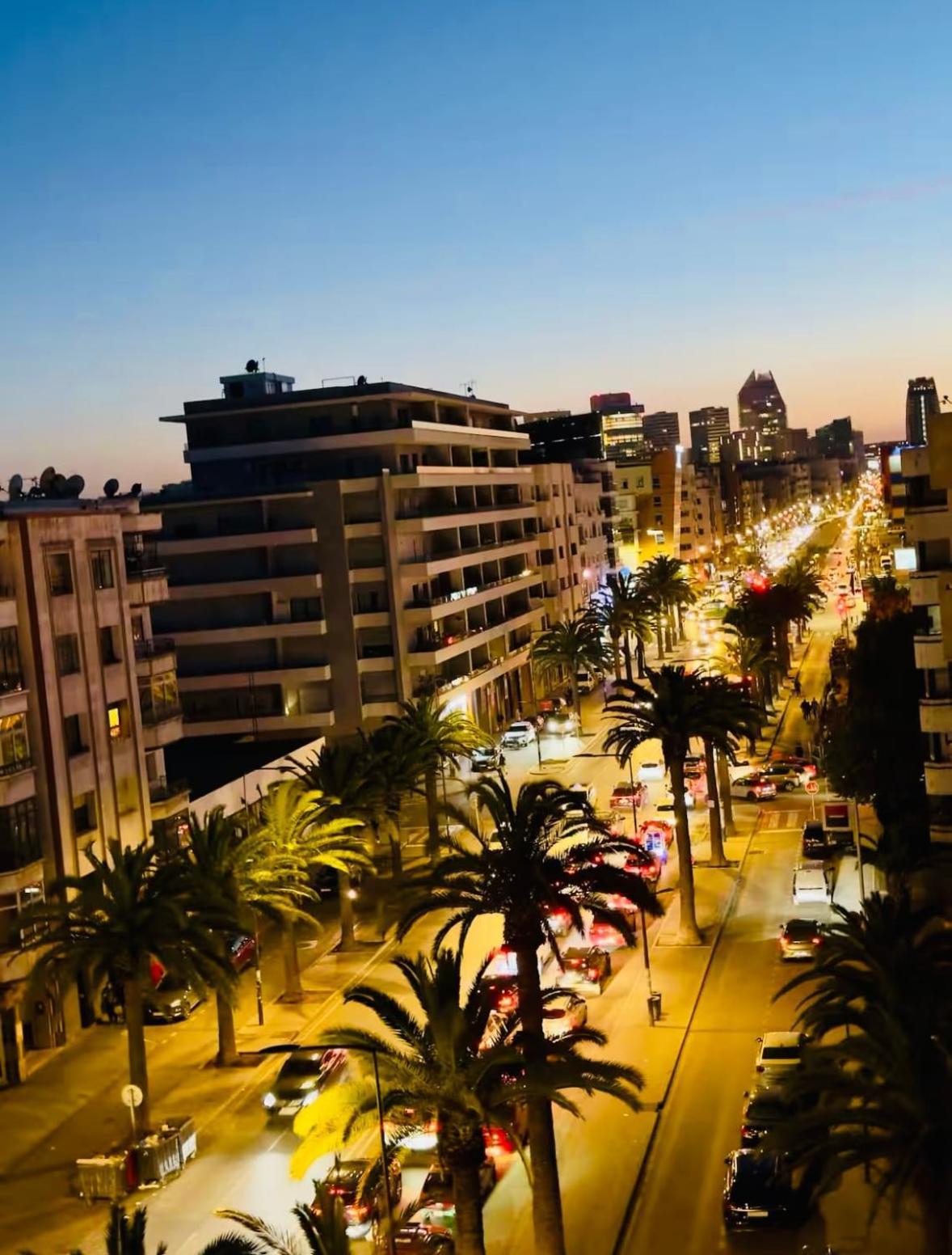 Luxurious With View Gym Parking And Keyless Access Apartment