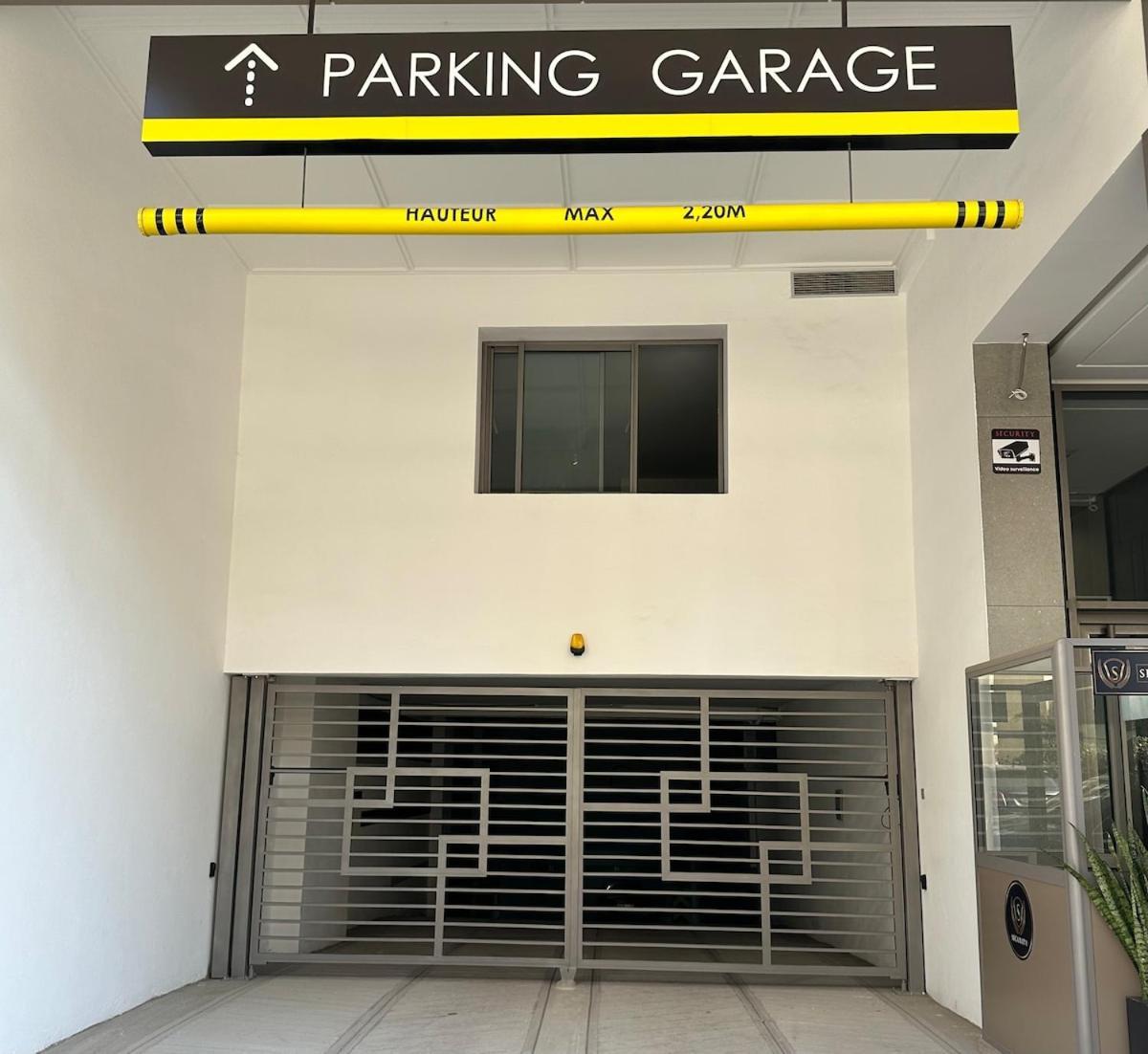 Luxurious With View Gym Parking And Keyless Access *