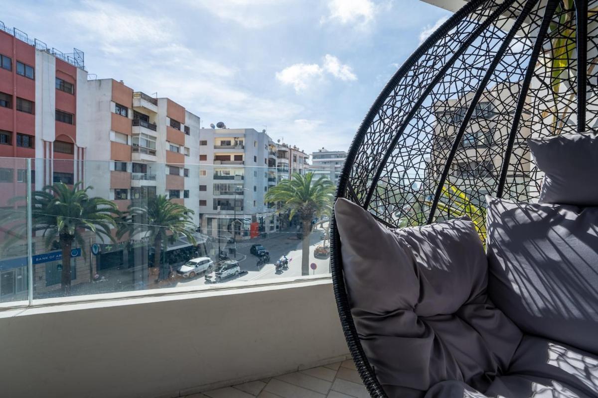 Luxurious With View Gym Parking And Keyless Access *